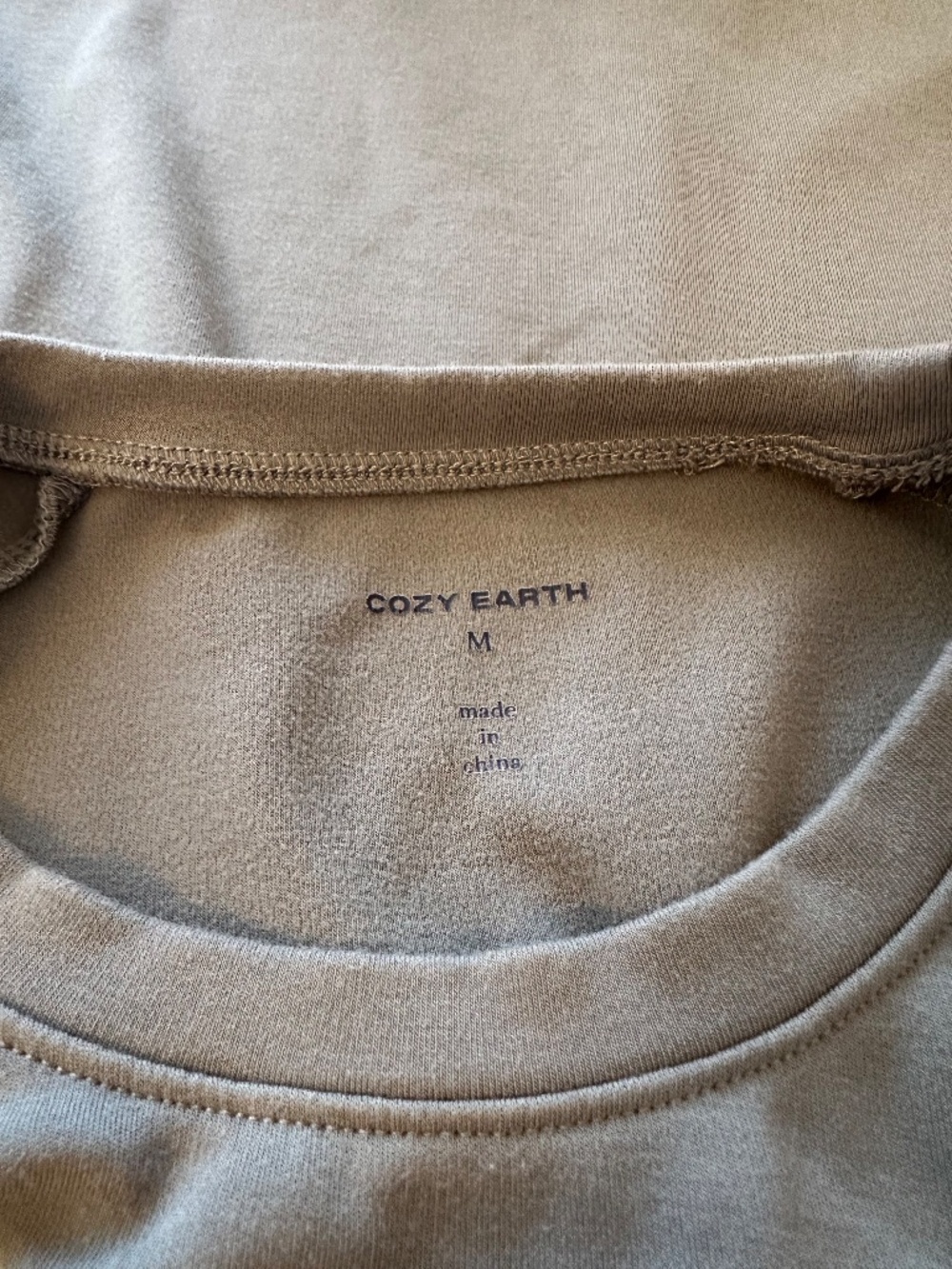 Cozy Earth Brushed Bamboo Pullover Crew in Dawn Blue | Size Medium - Picture 5 of 8